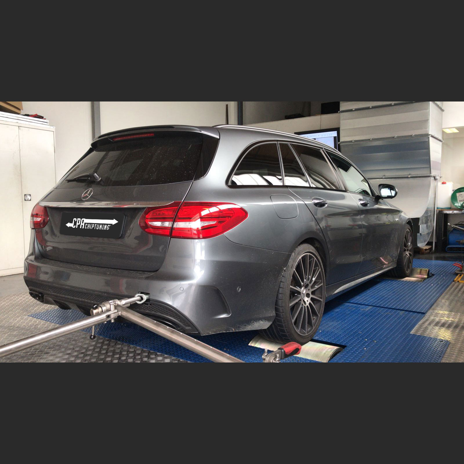 Nekompromisný výkon AMG: C43 AMG