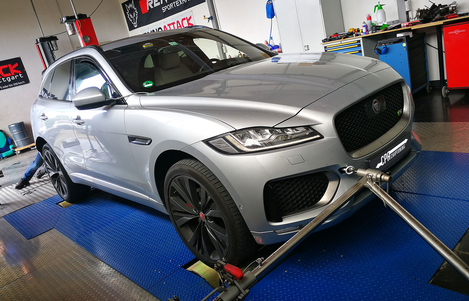 Na dyne: Jaguar F-Pace 30d