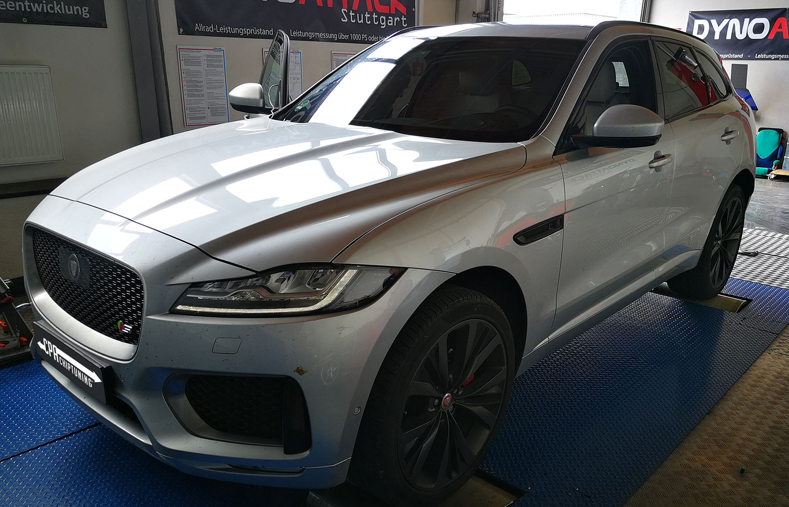 Na dyne: Jaguar F-Pace 30d