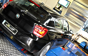 BMW 120d na vozidle Dyno s motorom PowerBox

